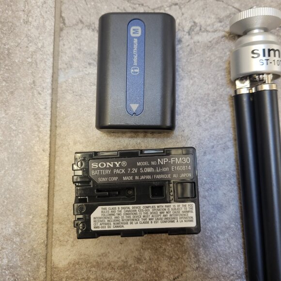 Sony DCR-TRV140E Digital8 Tape Digital Video Camera HANDYCAM Full Working Set - Picture 12 of 14